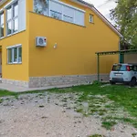Apartman Relaxing Garden - Indira