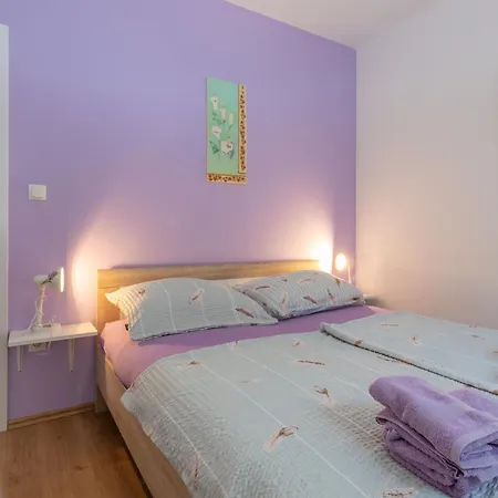 Relaxing Garden Labin - Indira Apartment